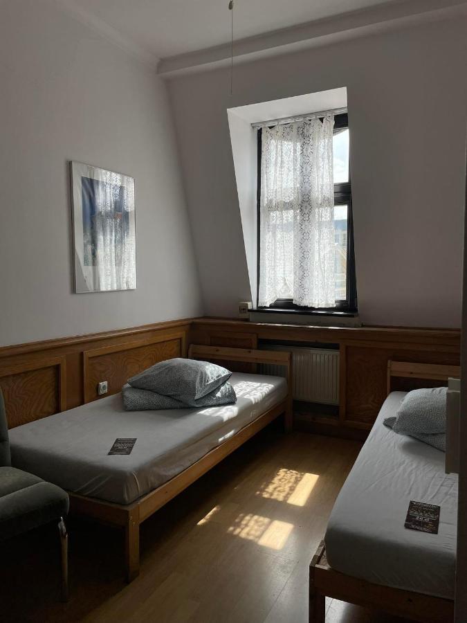 Hostel Kamienica Rynek 7 Katowice Ngoại thất bức ảnh