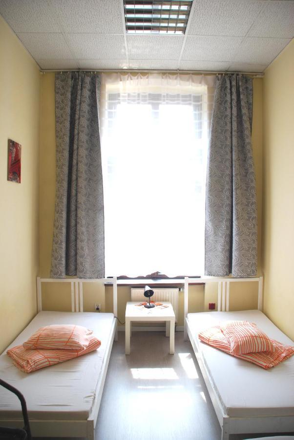 Hostel Kamienica Rynek 7 Katowice Ngoại thất bức ảnh